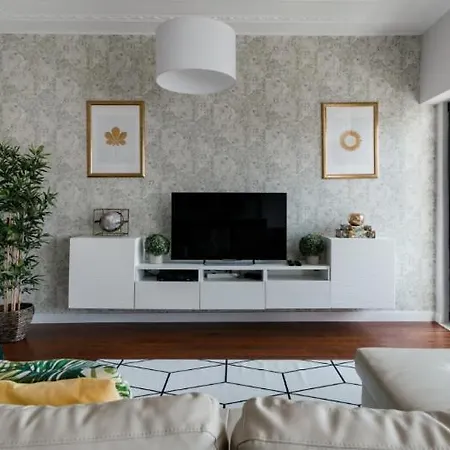 Apartamento Sofisticado Com Vista Para O Jardim Da Gulbenkian Daire *