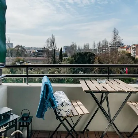 Apartamento Sofisticado Com Vista Para O Jardim Da Gulbenkian Daire Lisboa