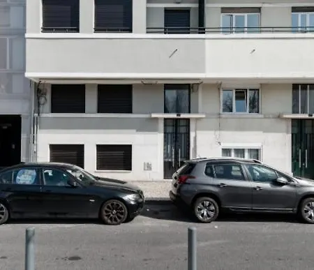 Apartamento Sofisticado Com Vista Para O Jardim Da Gulbenkian